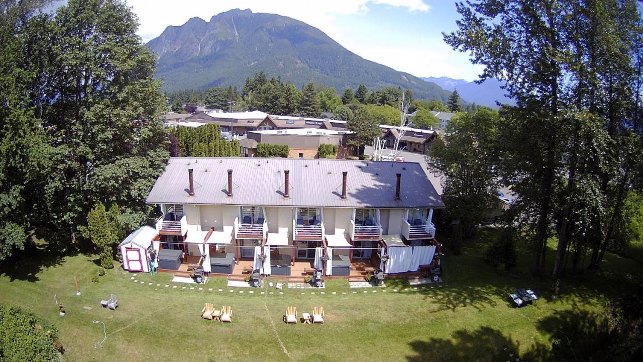 Moon River Suites #5 North Bend Exteriör bild