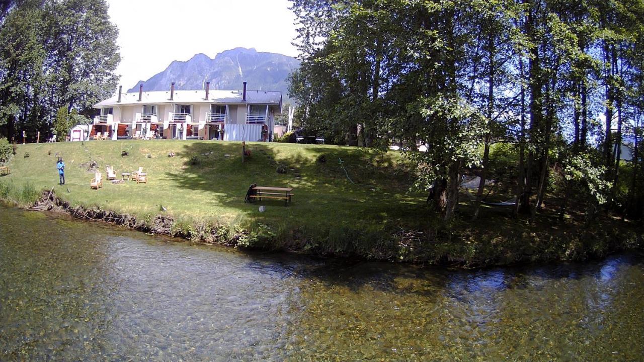 Moon River Suites #5 North Bend Exteriör bild