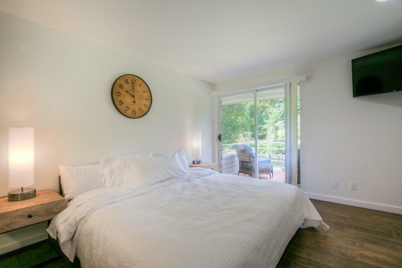 Moon River Suites #5 North Bend Exteriör bild